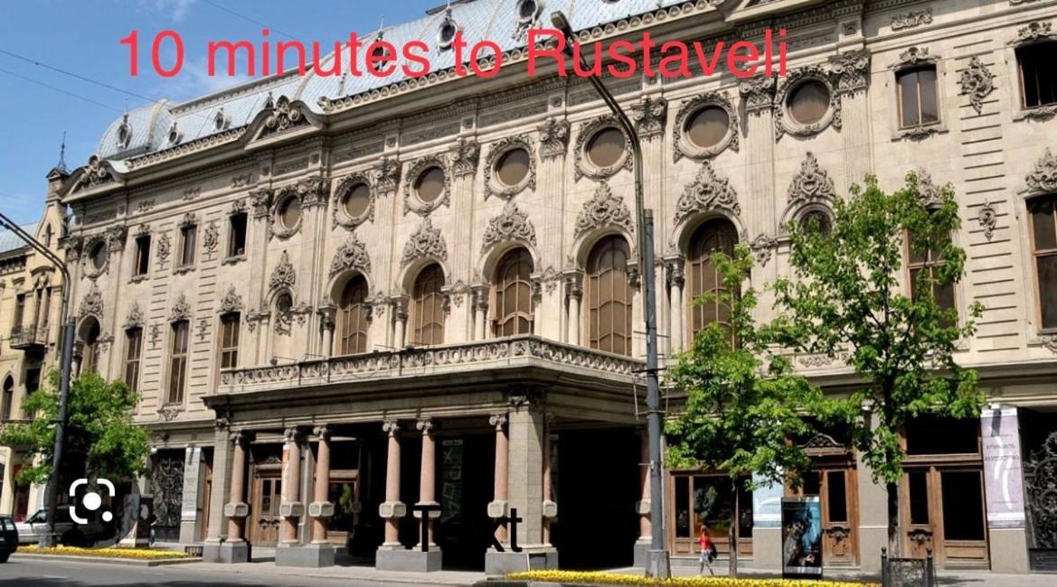 Hotel Type Rooms On Avenue Melikishvili, City Center Tbilisi Esterno foto