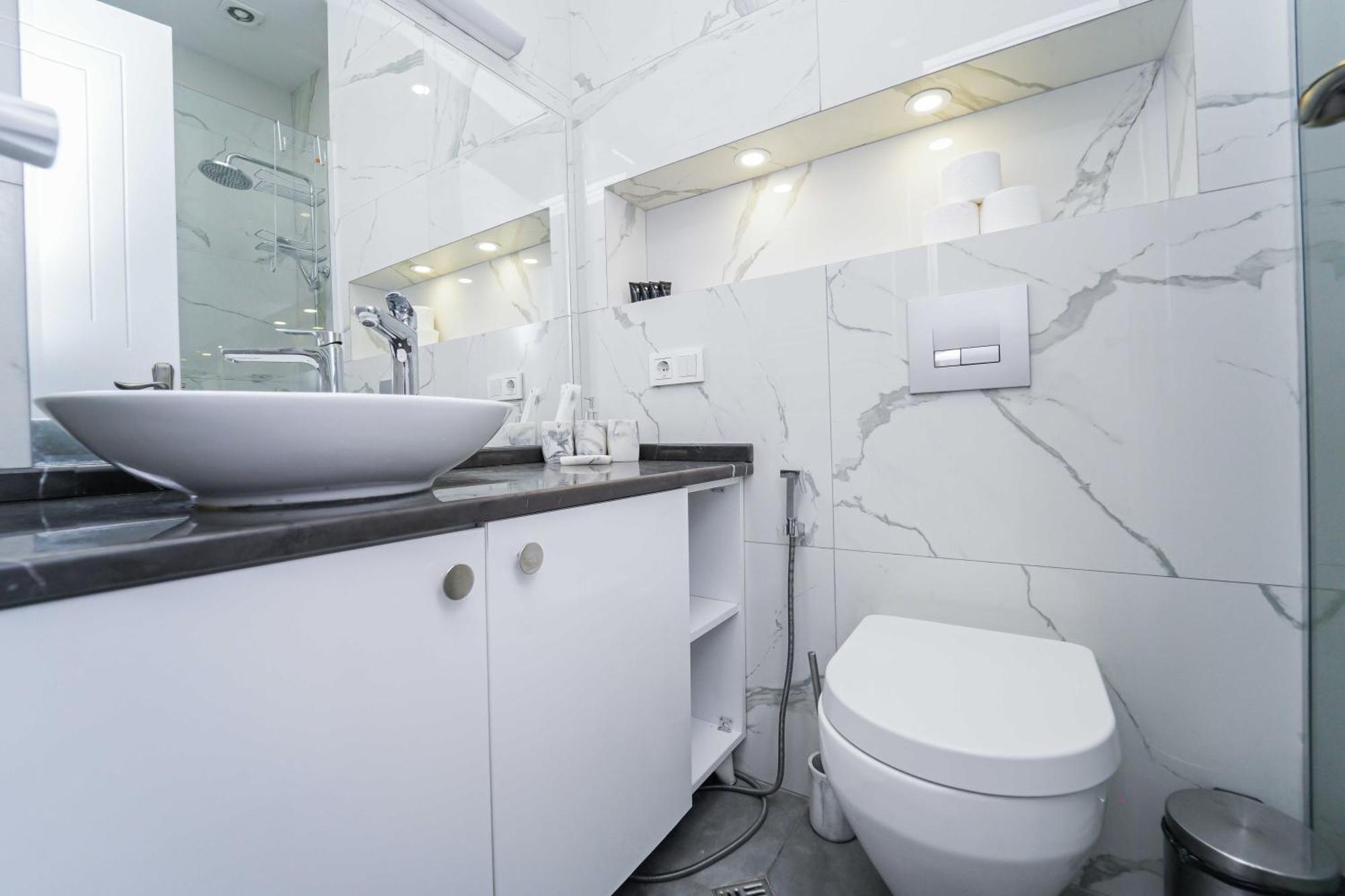 Hotel Type Rooms On Avenue Melikishvili, City Center Tbilisi Esterno foto