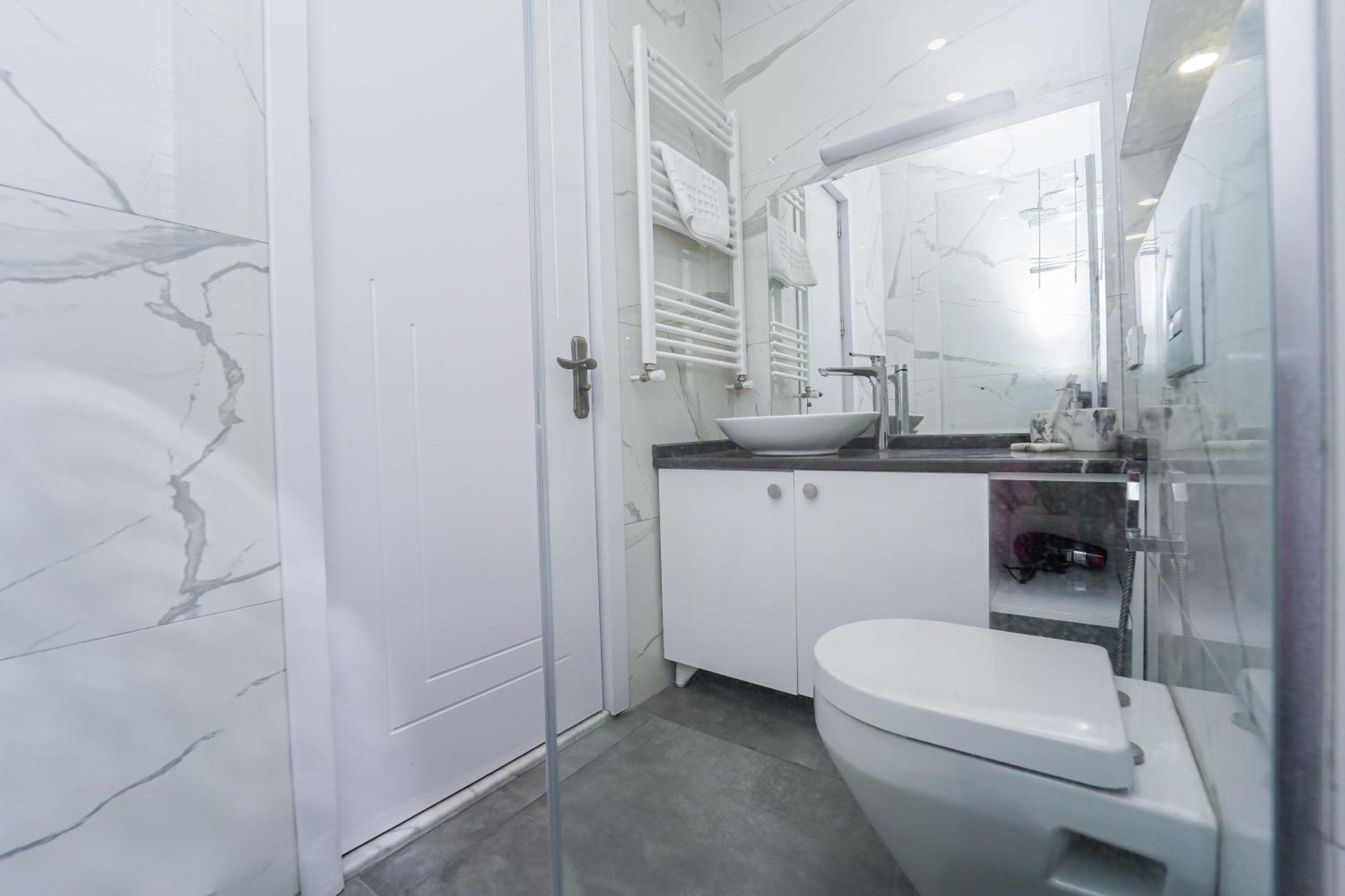Hotel Type Rooms On Avenue Melikishvili, City Center Tbilisi Esterno foto