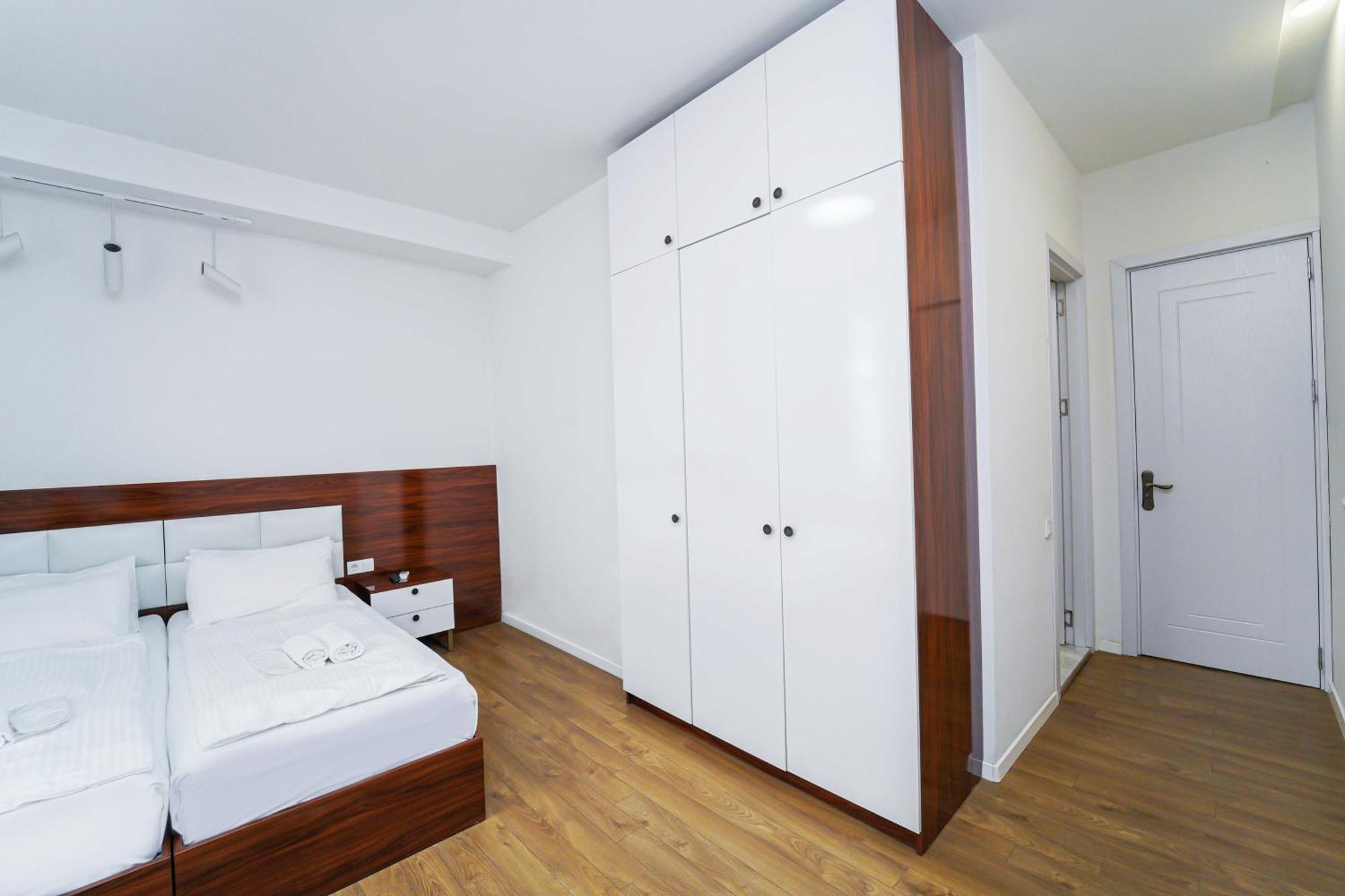 Hotel Type Rooms On Avenue Melikishvili, City Center Tbilisi Esterno foto