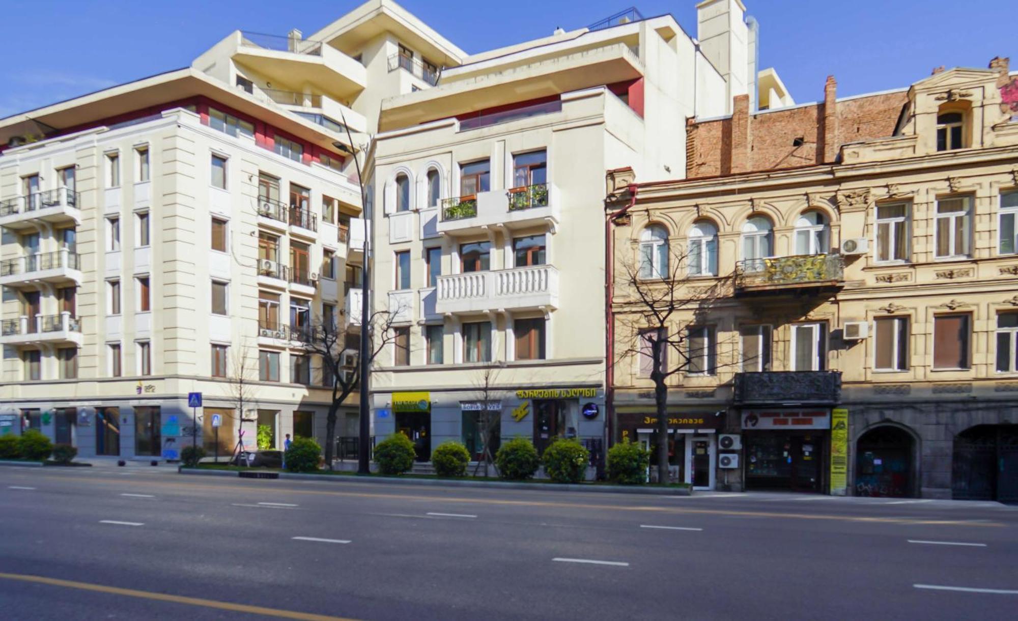 Hotel Type Rooms On Avenue Melikishvili, City Center Tbilisi Esterno foto
